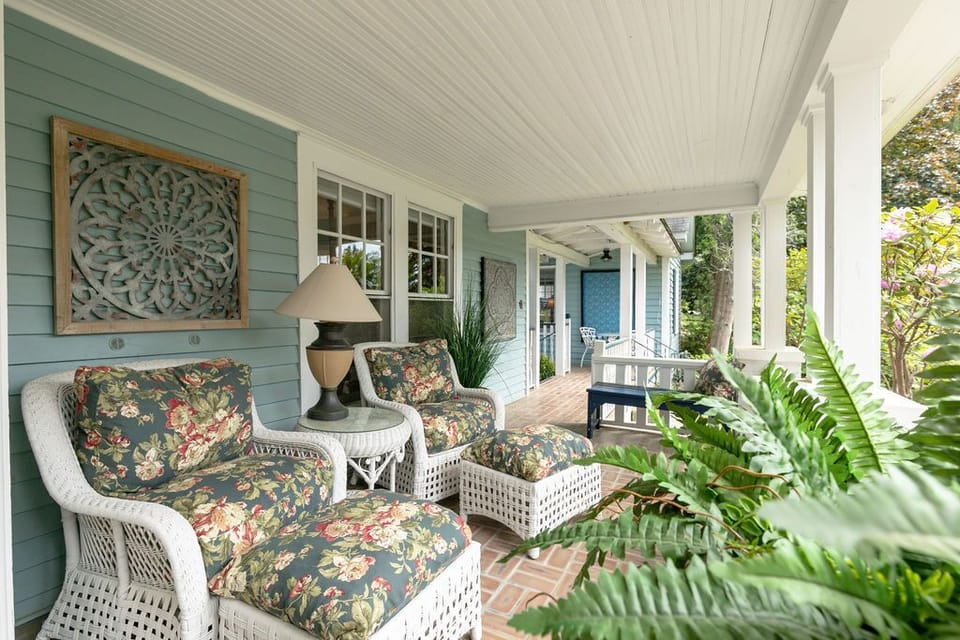 Covered Front Porch