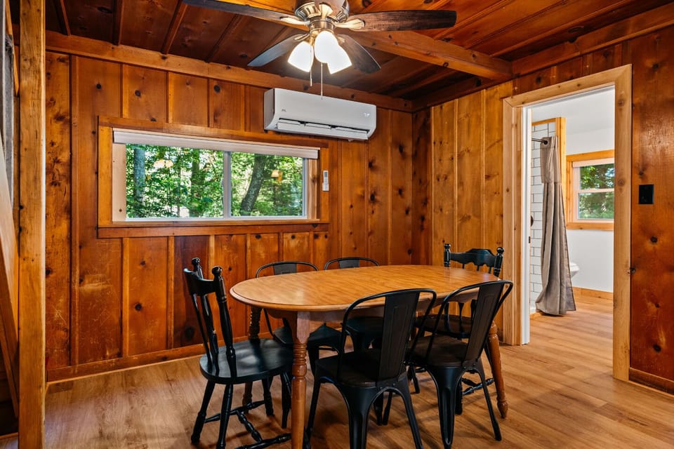  Gather around the rustic table for memorable meals amidst nature's embrace!