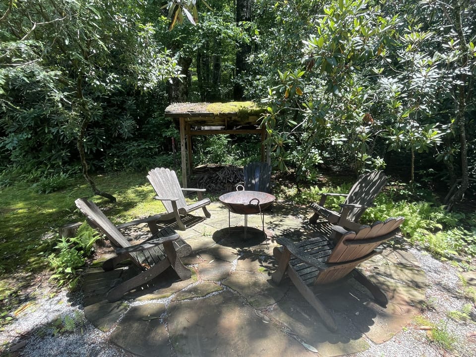 Private outdoor firepit