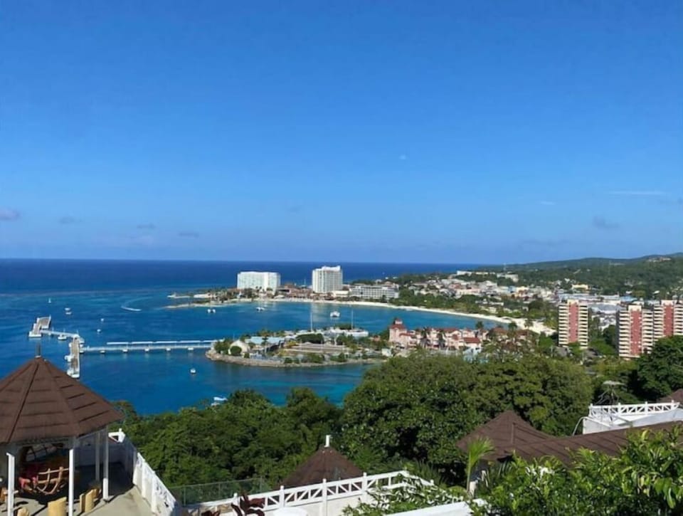 Enjoy this breath taking panoramic view!