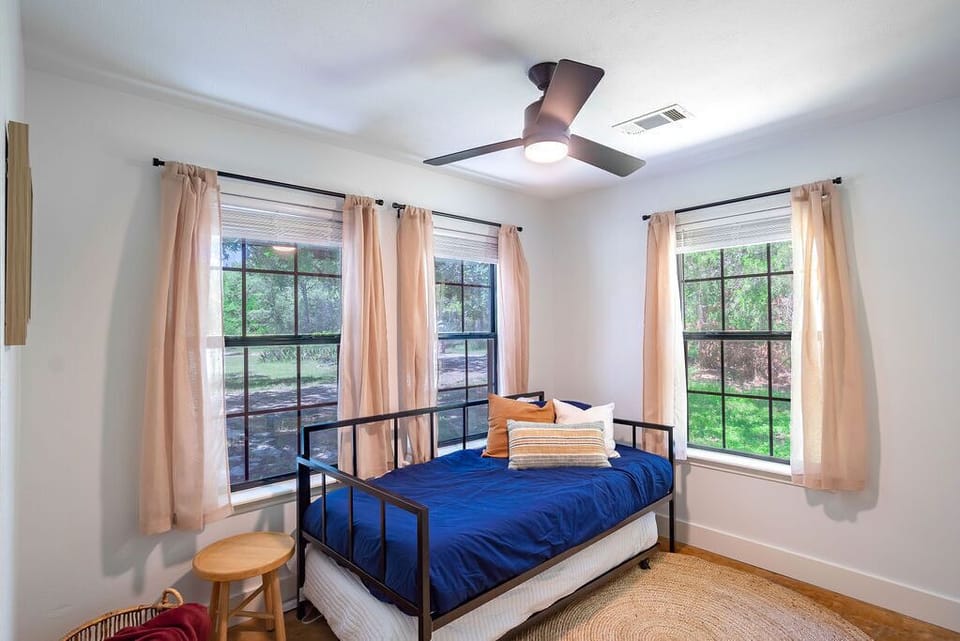 bedroom #3 with twin trundle bed