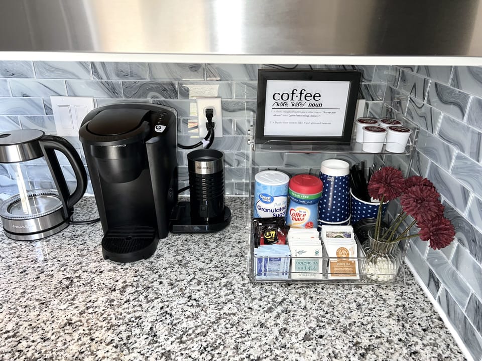 Coffee/tea station 