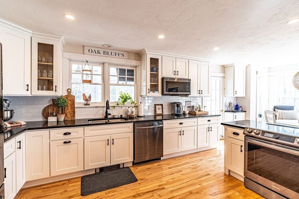 This Spacious Kitchen Is Stocked w/ Spices For Your Favorite Dishes