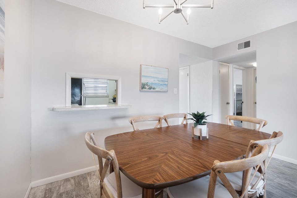 Dining Room Table Seats 6