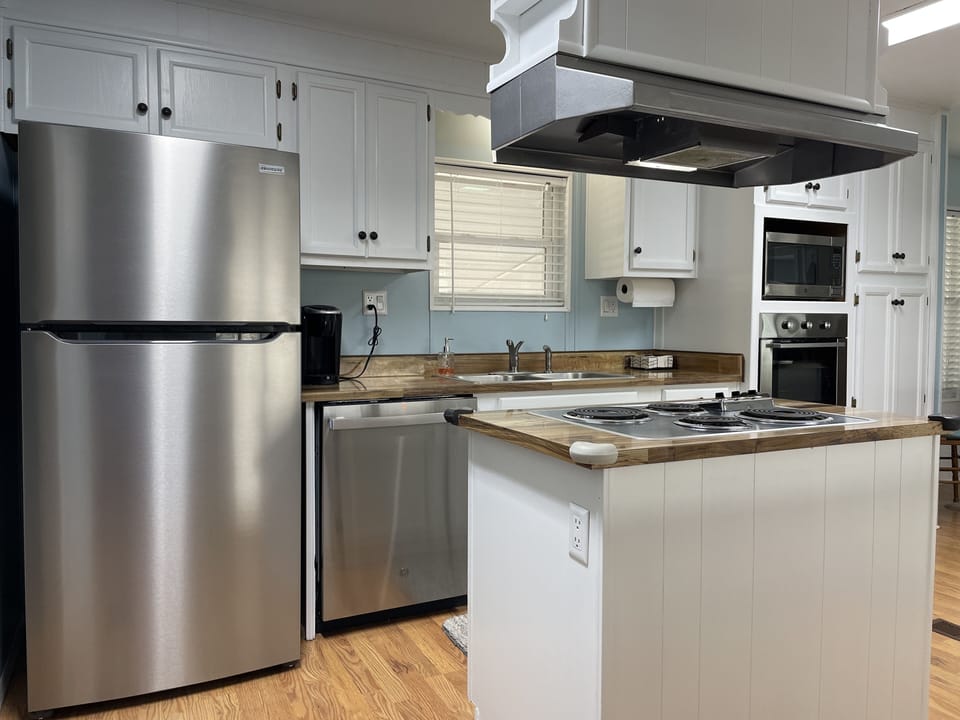 Kitchen with Stainless Steel Appliances 469 Sandpebble