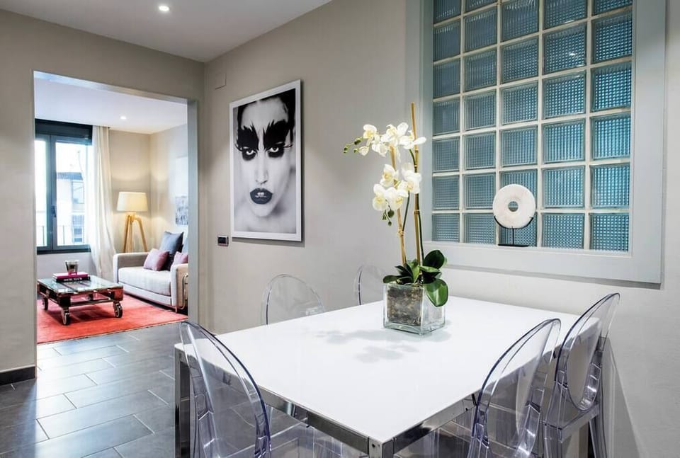 Opened kitchen and dinning room