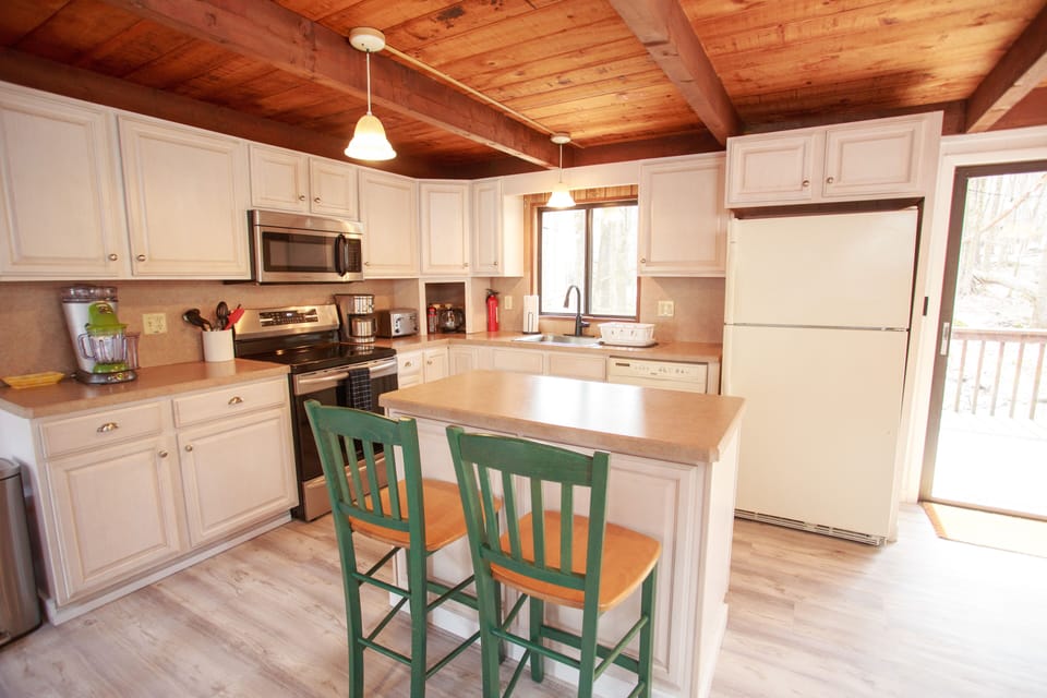 The bar stools are great for helping prep dinner or for supervising!
