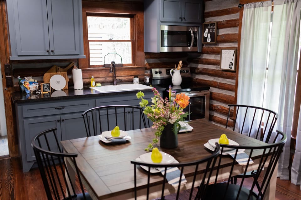 TCCR_CrawfordCabin_230424_13