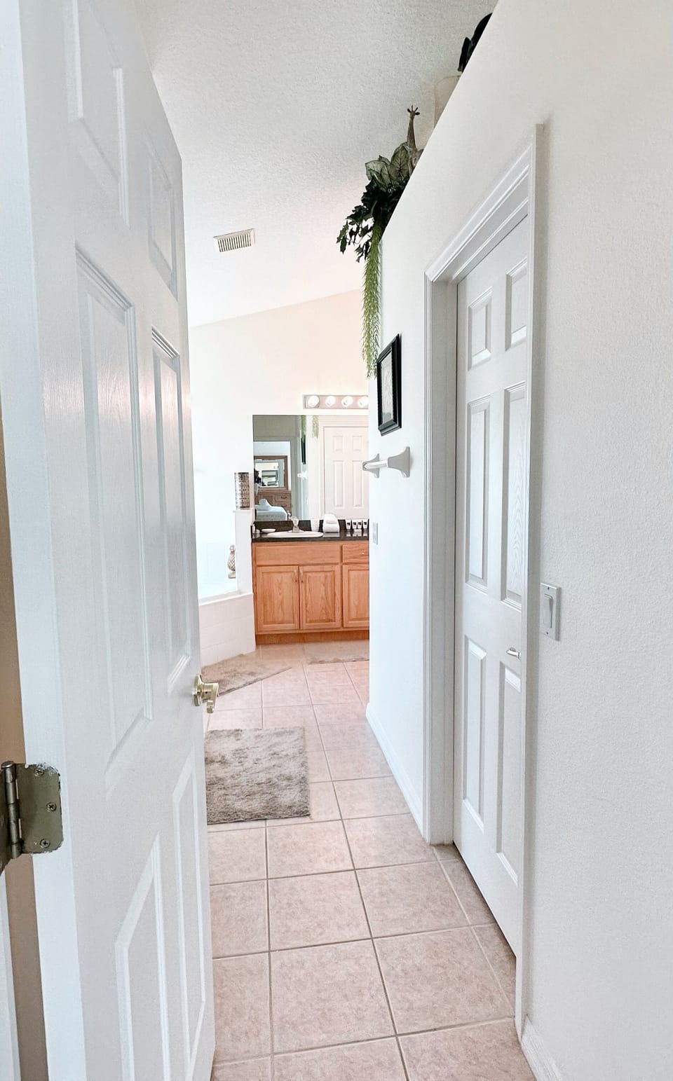 Floor, Indoors, Flooring, Home Decor, Rug