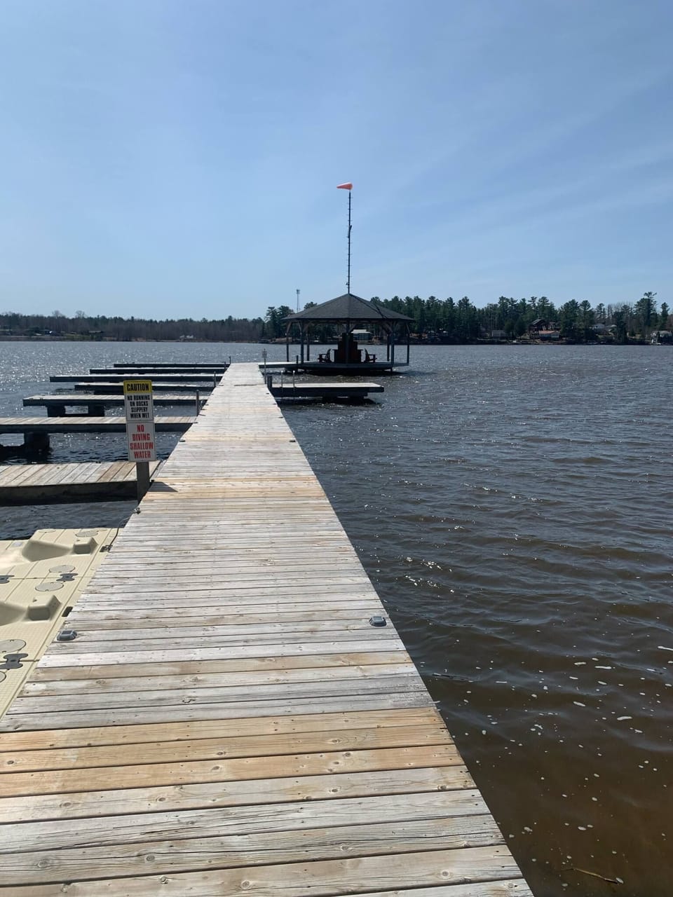 Walk out dock 