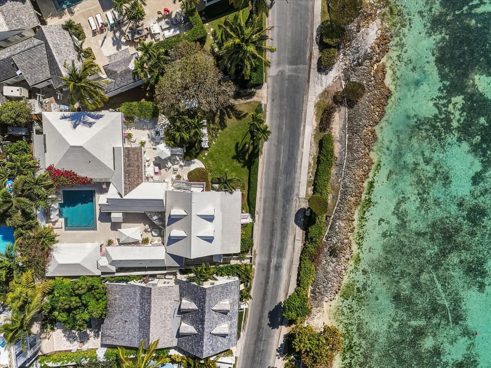 From above: house, pool and bay. Pink Sands is 11 minutes the other way.