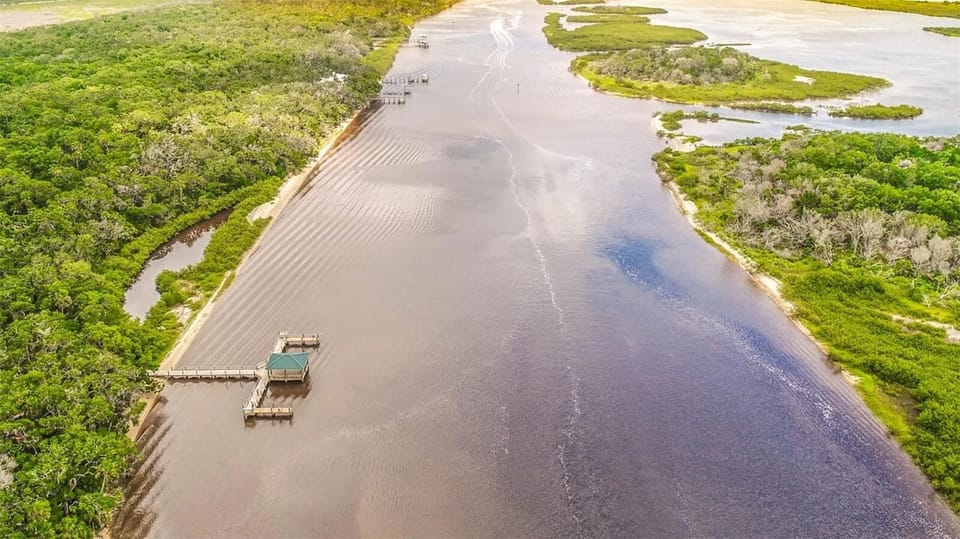 Access and views of the Intracoastal waterway