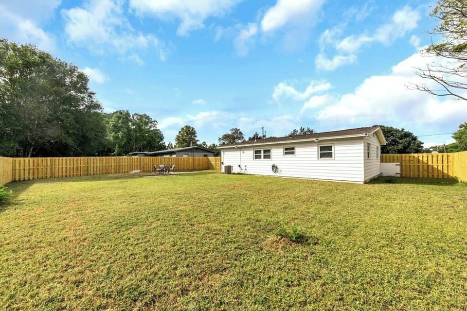 Spacious backyard to roam around in