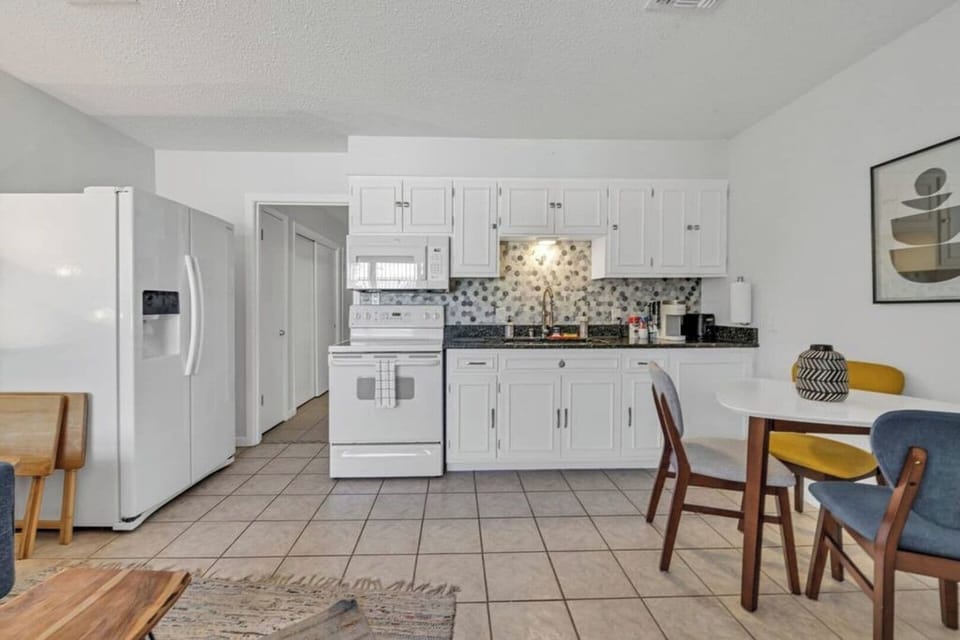 Perfect area to make a meal!