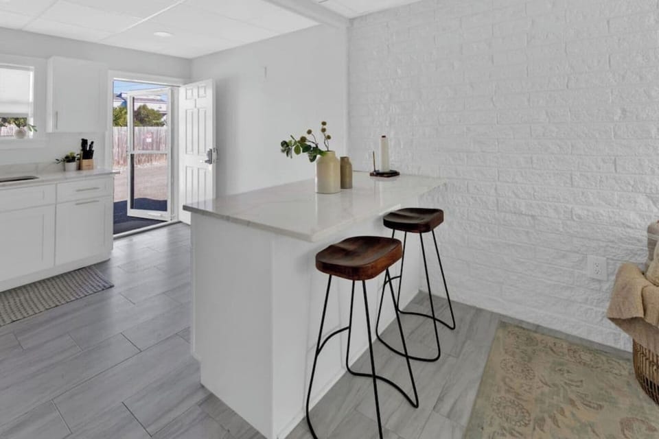  Plenty of counter space with you in mind!
