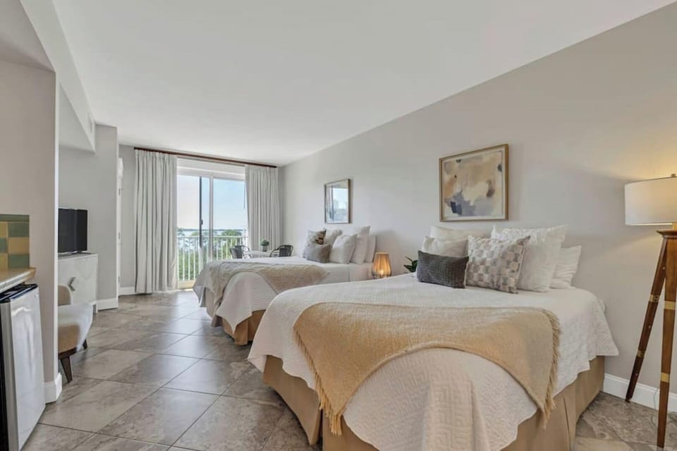 Come look at our house!