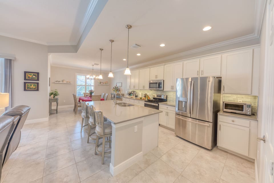 Well equipped kitchen