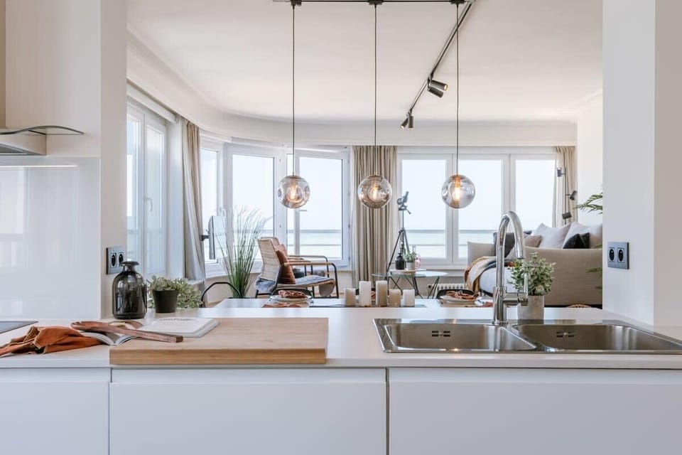 Open kitchen with seaview