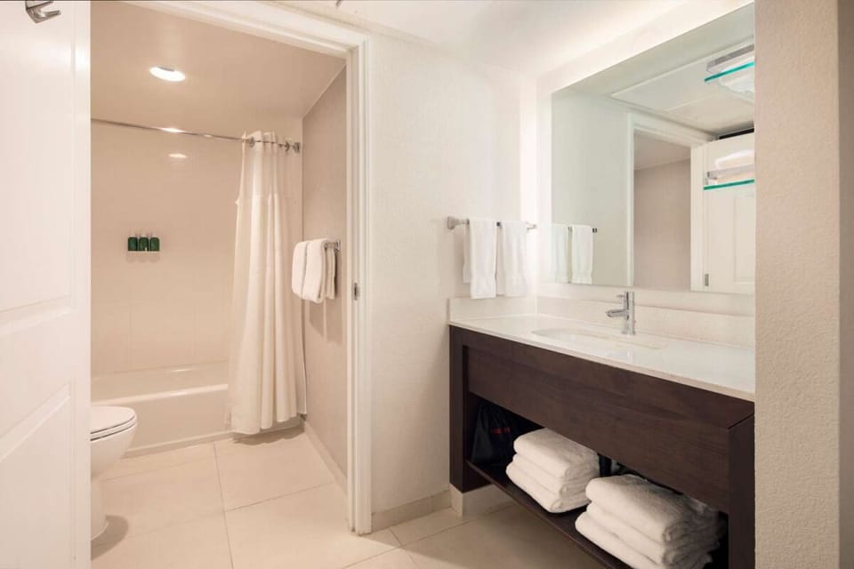 Refresh easily with bright, spotless bath and plush towels.