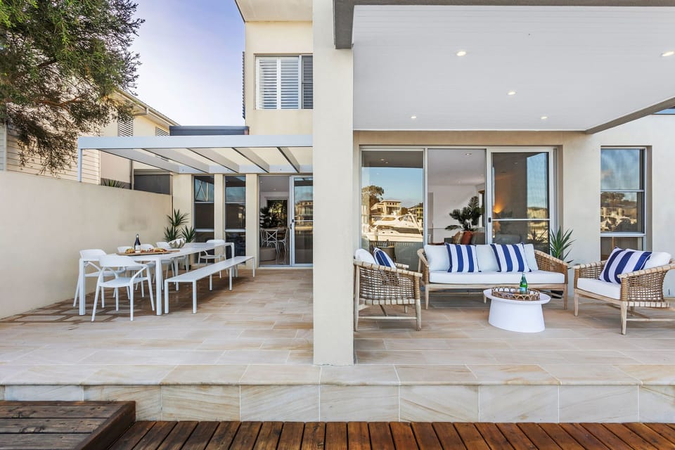Outdoor Entertaining Areas on water's edge