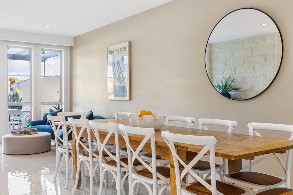 Indoor Dining - 12 seats
