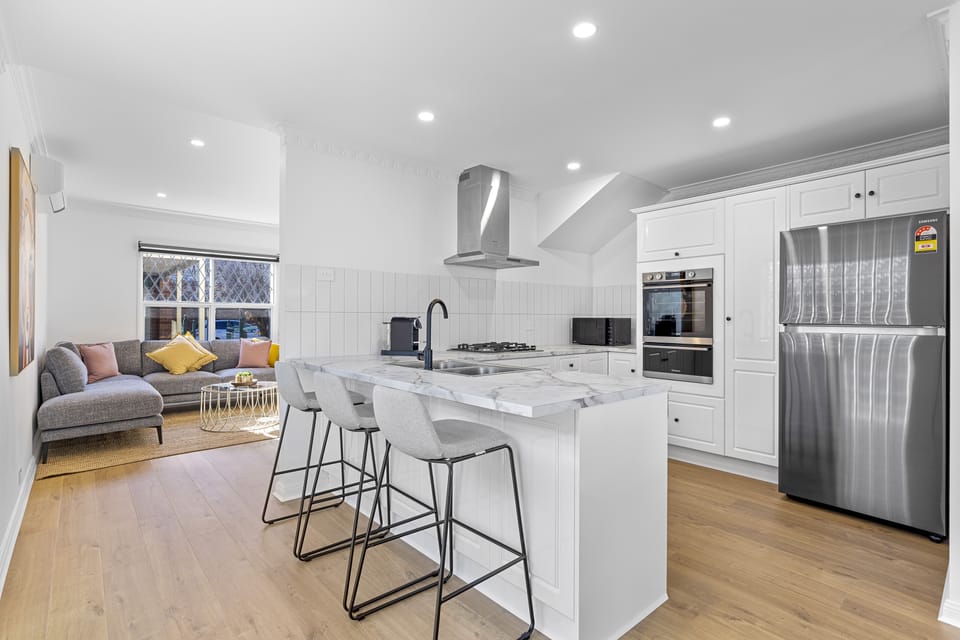 Kitchen / Lounge Room