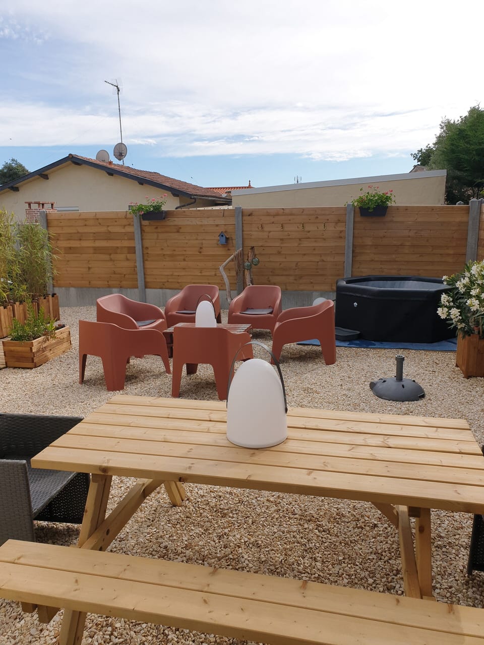 Outdoor dining