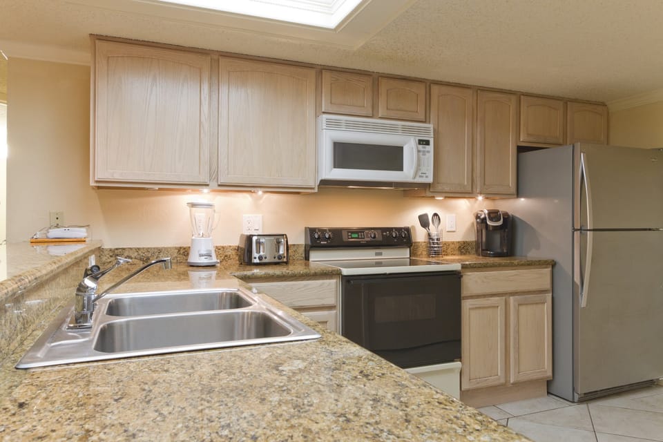 Make your mark on this kitchen and let your fresh catch take center stage!