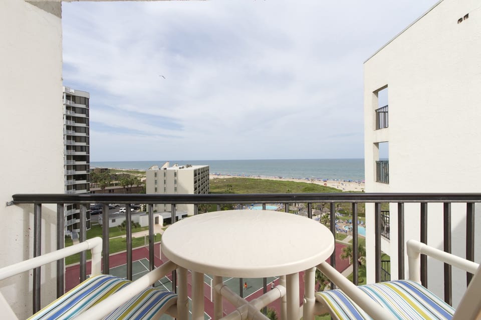 Experience beach bliss with a breathtaking private balcony overlooking the stunning Gulf of Mexico.