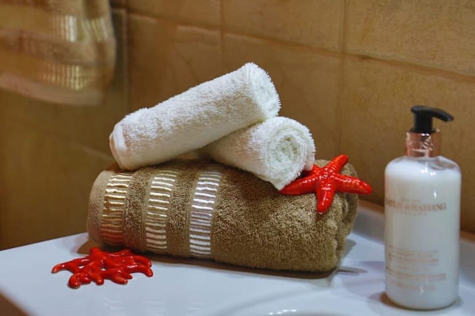 Bathroom amenities