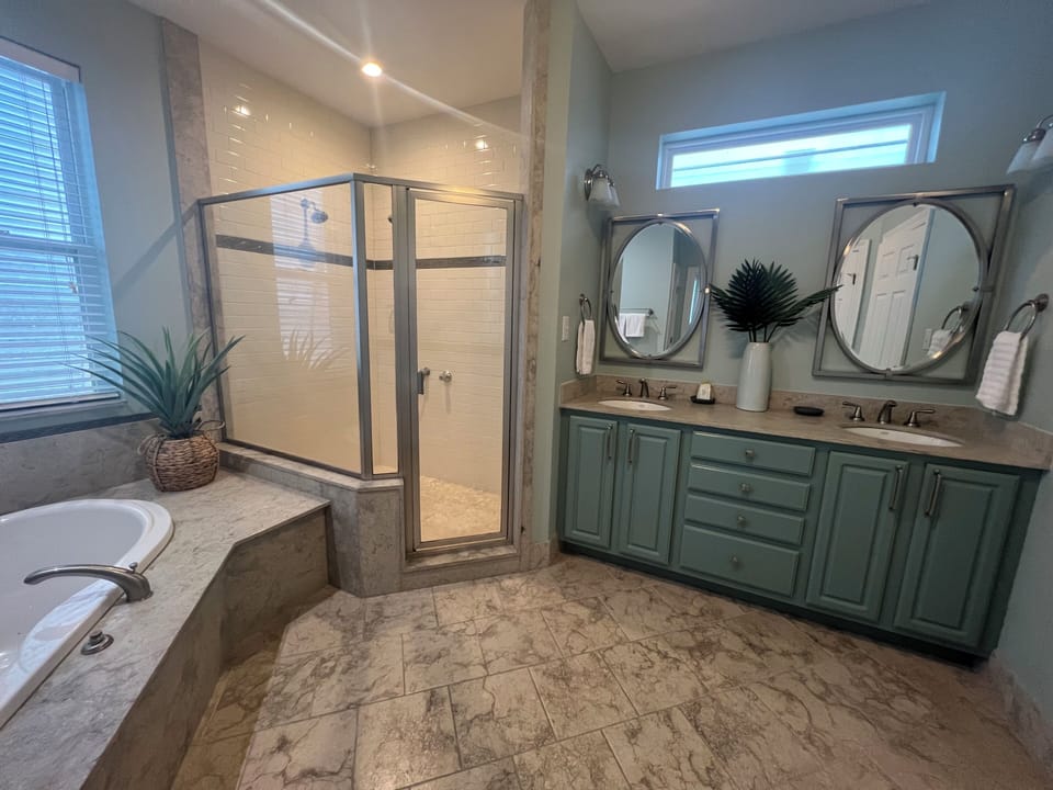 Main level master bathroom