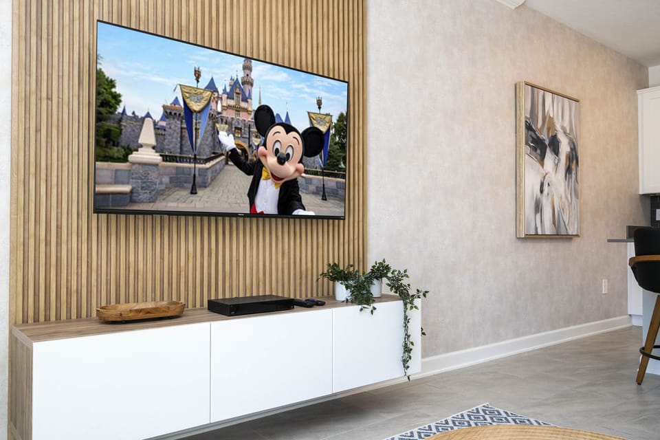 Living room with SmartTV