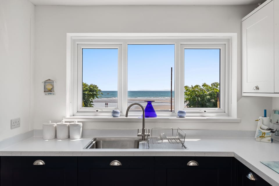 Saundersfoot property, direct beach access