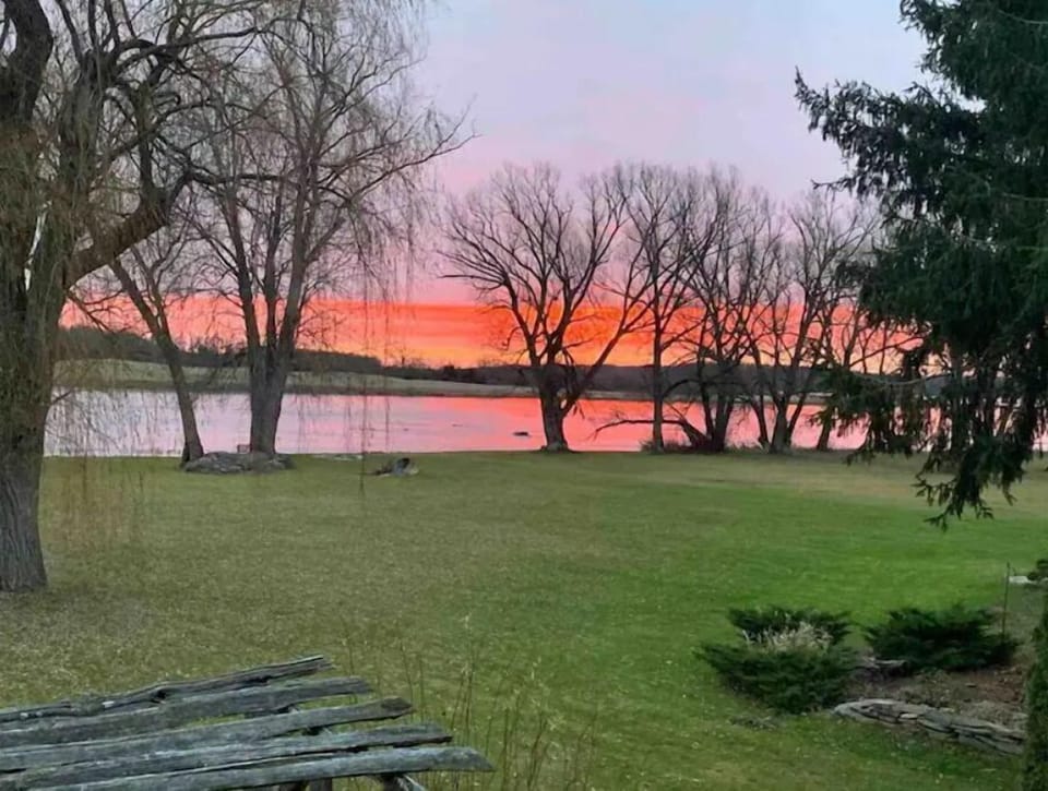 Sunrise on the Trent
