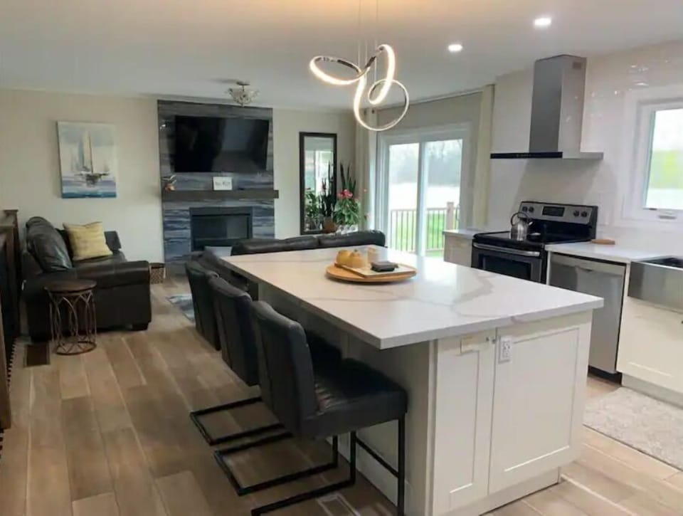Kitchen facing towards living room