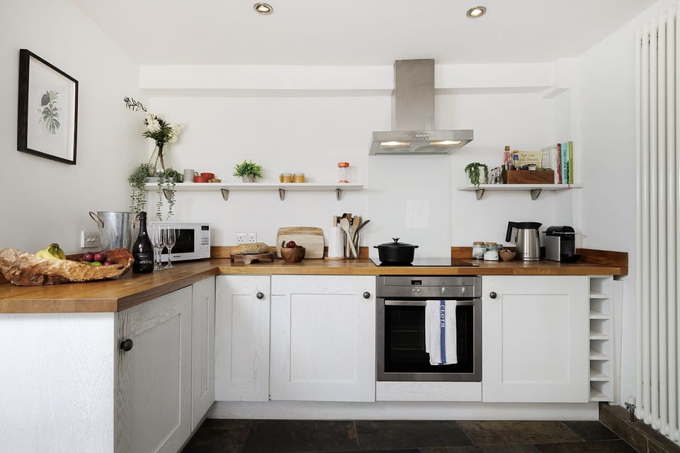 The Bakehouse Kitchen - StayCotswold