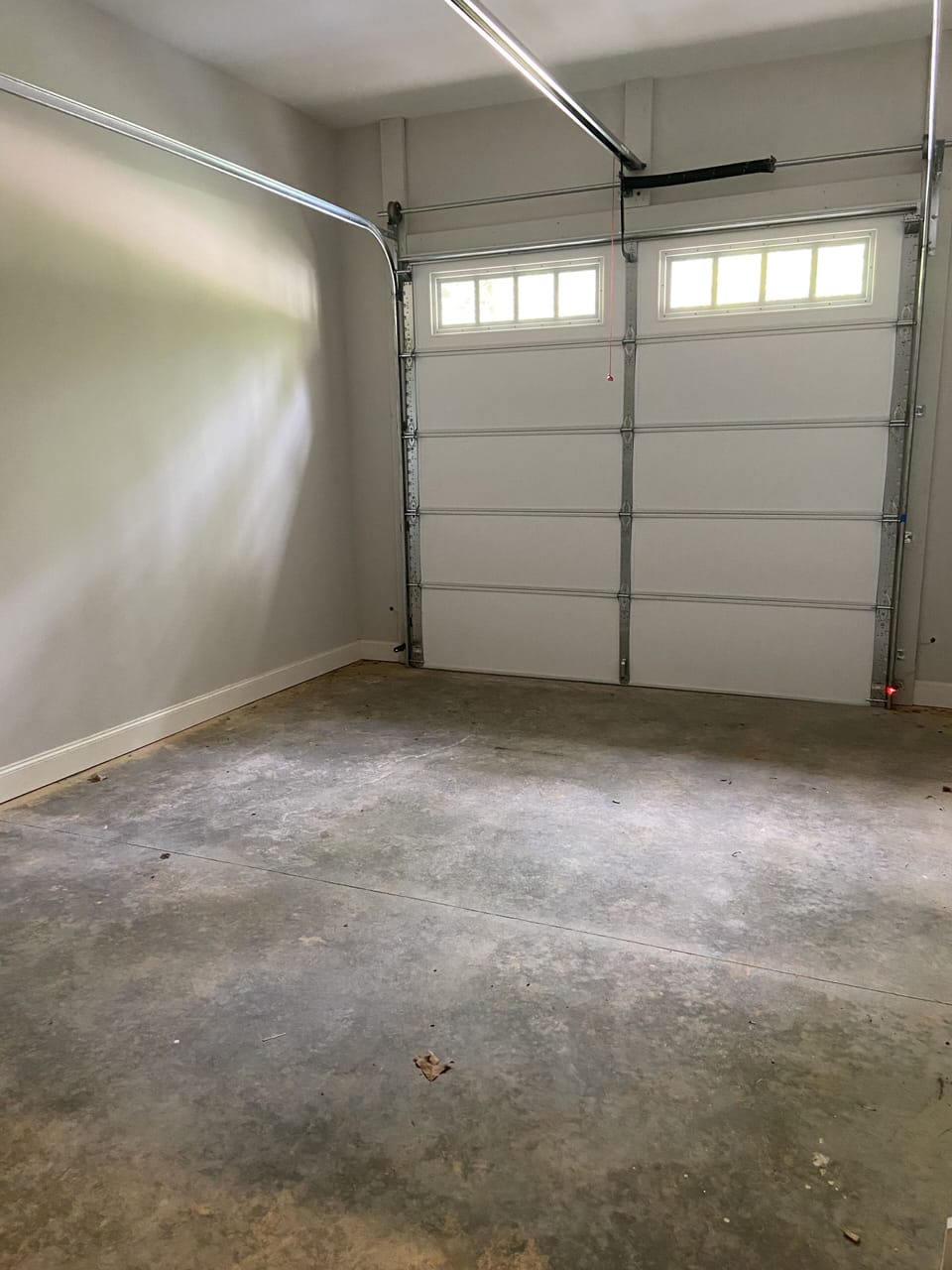 1 car garage available for use - total of 3 parking spaces