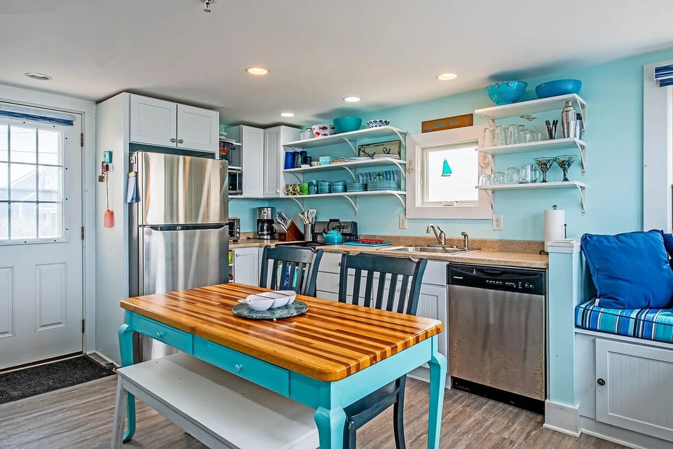 Fully equipped kitchen to explore your inner chef.