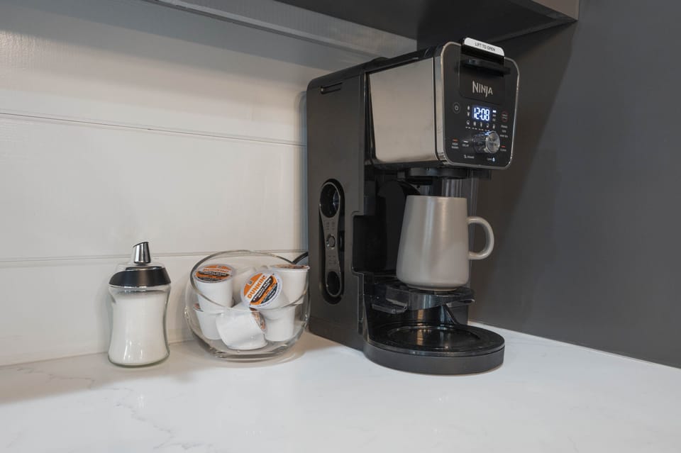 Ninja DualBrew coffee machine (makes both pots and individual cups of coffee)