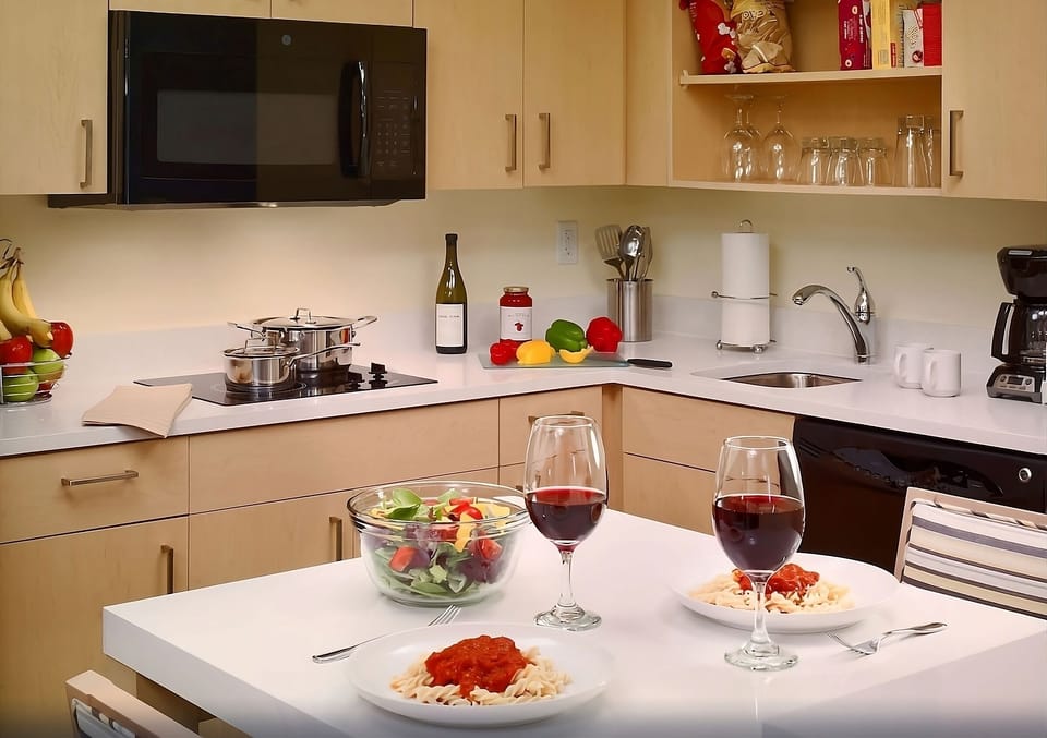 Enjoy easy dinners with a fully equipped, modern kitchenette.