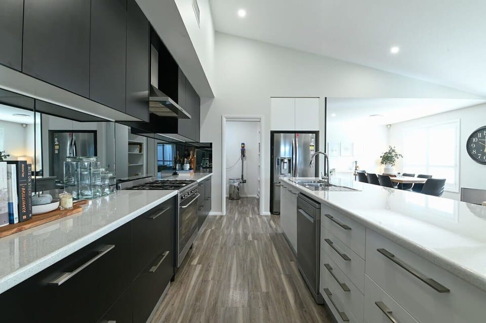 Modern Kitchen + Coffee Machine + Blender + Butlers Pantry + Recipe Books