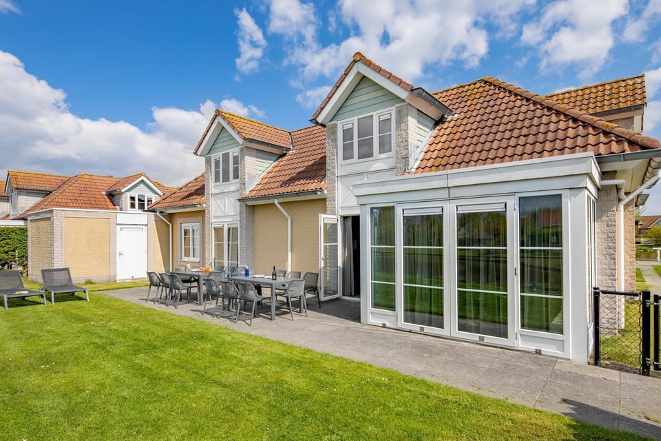 Holiday Home Exterior [summer]