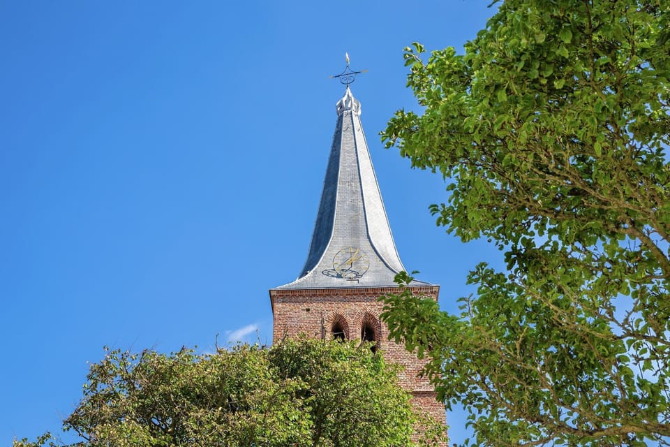 Surroundings [summer] (1-5 km)