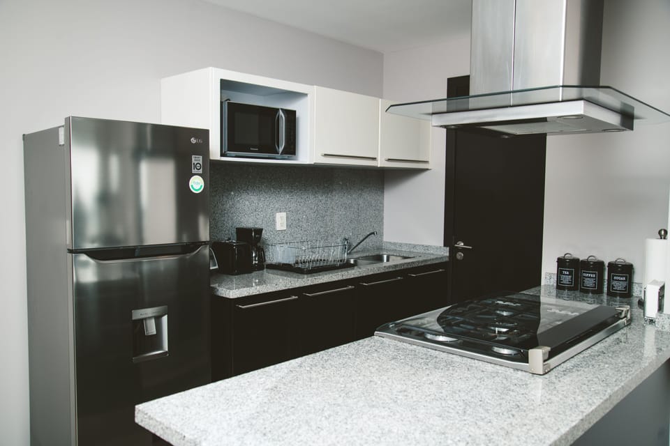 State of the art appliances in the kitchen 