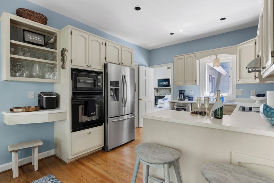 Fully Stocked Kitchen