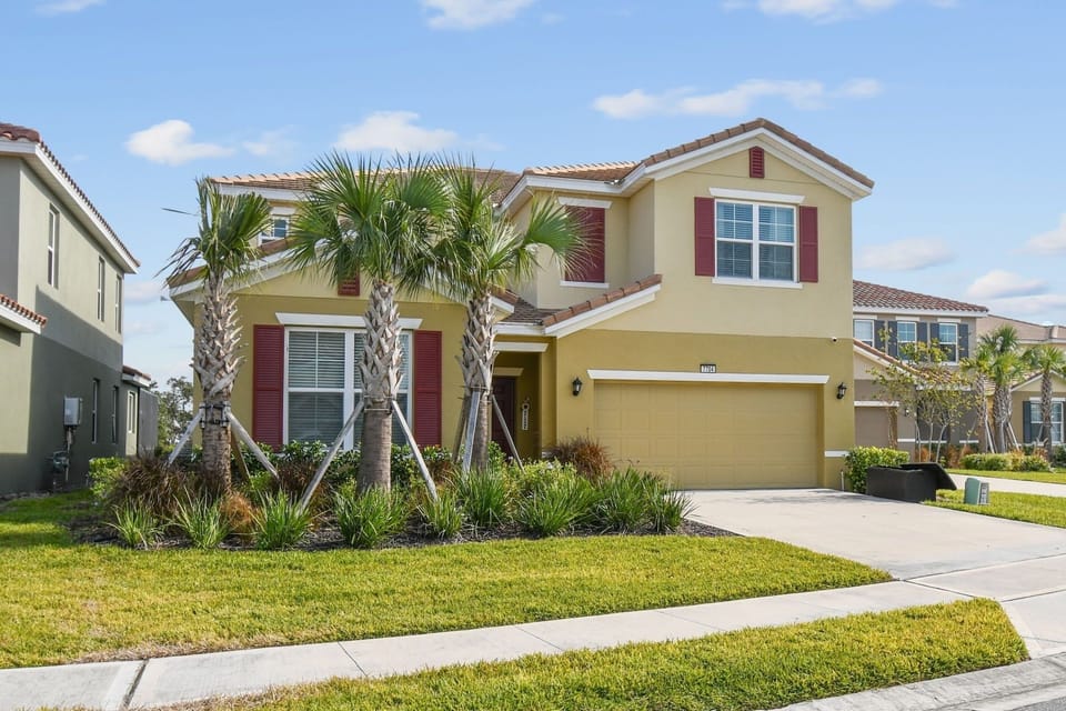 Grass, Neighborhood, Lamp, House, Lawn