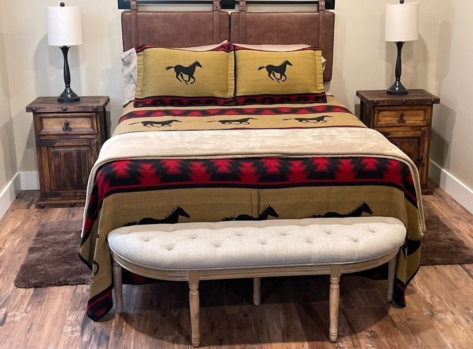 Queen Serta Mattress - High Thread Count Linens