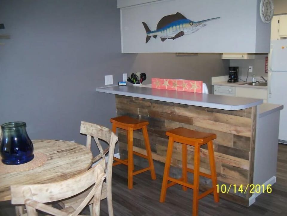 Dining area with bar stools