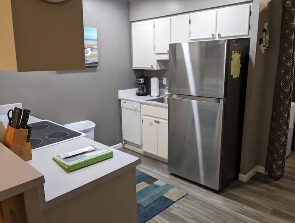 Kitchen newer appliances