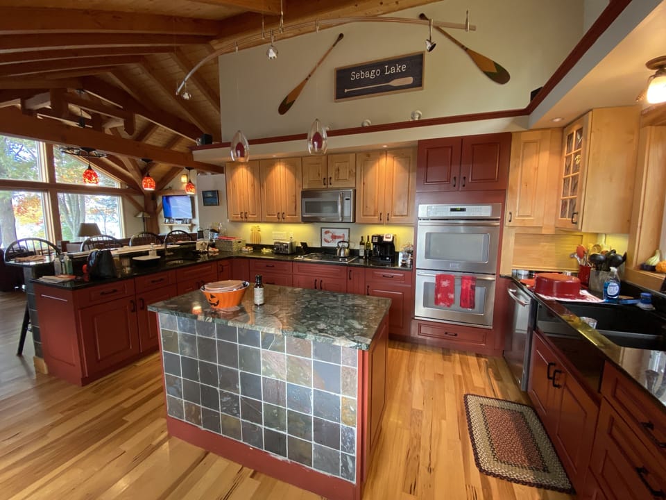 Large kitchen equipped with everything you will need